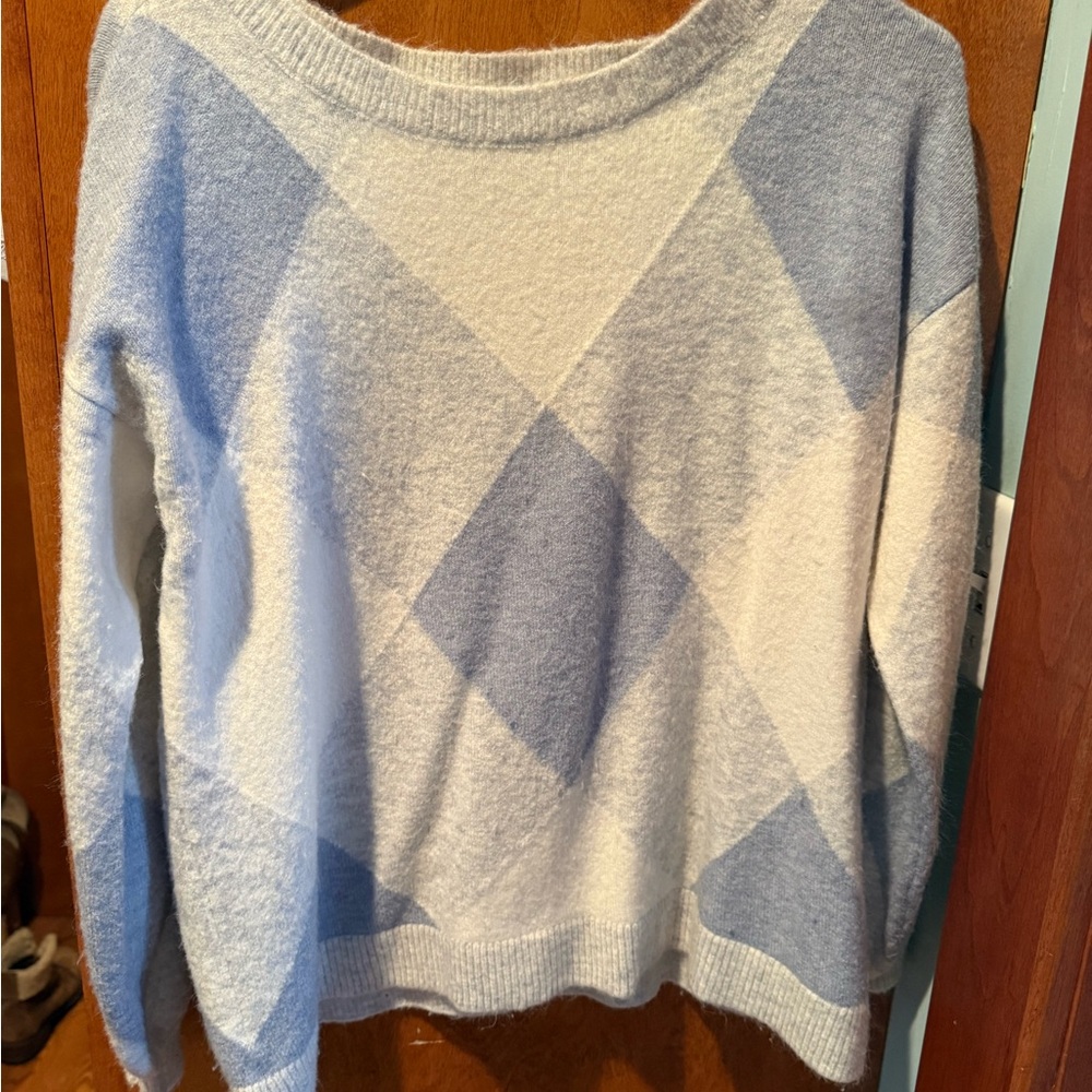 Ann Taylor Blue and Cream Argyle Sweater